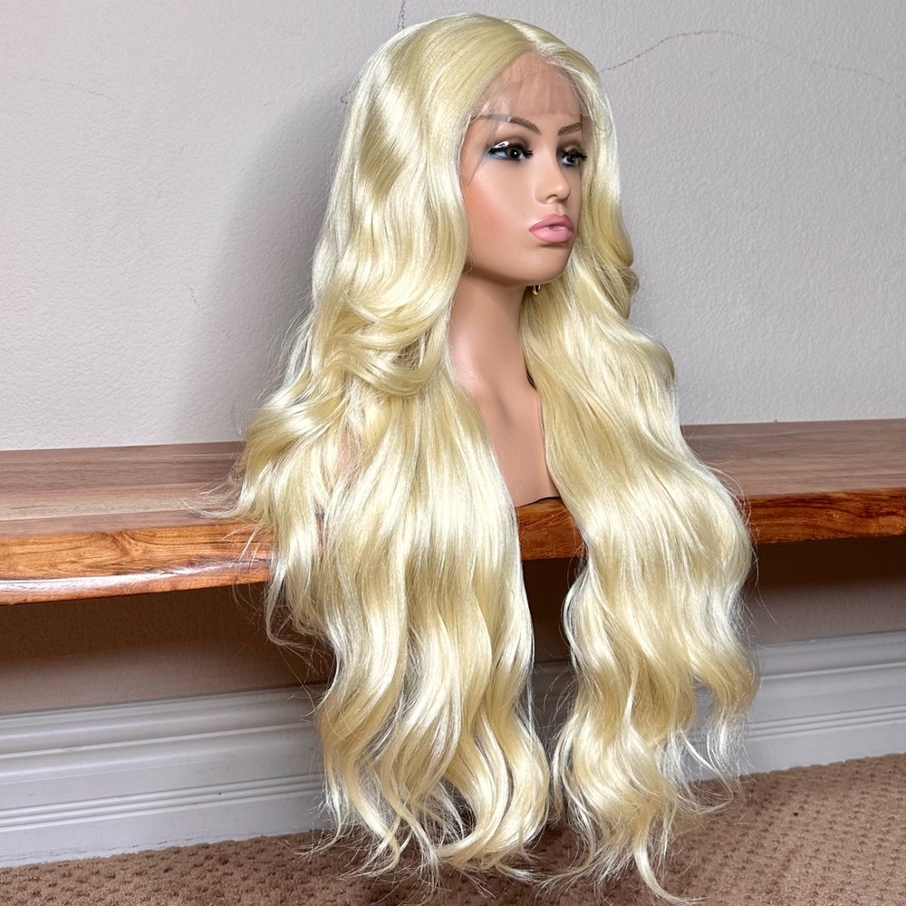 Blonde wig lace front middle part 26 inch long wavy layered